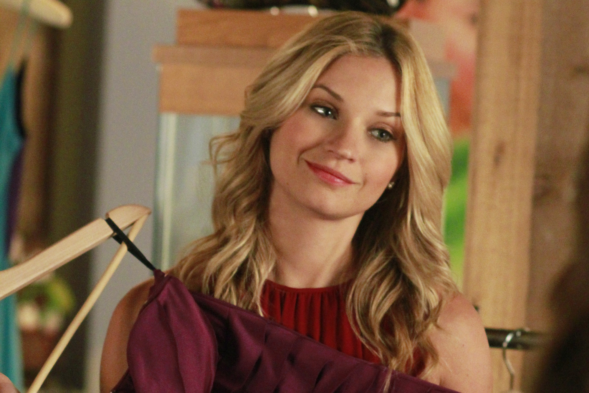 Featured image of post Pretty Little Liars Vanessa Ray