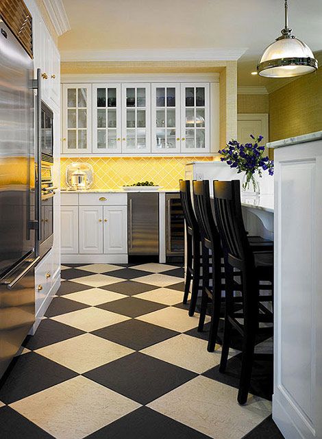 pix What Colors Go With Black And White Checkered Floor checkered kitchen decor